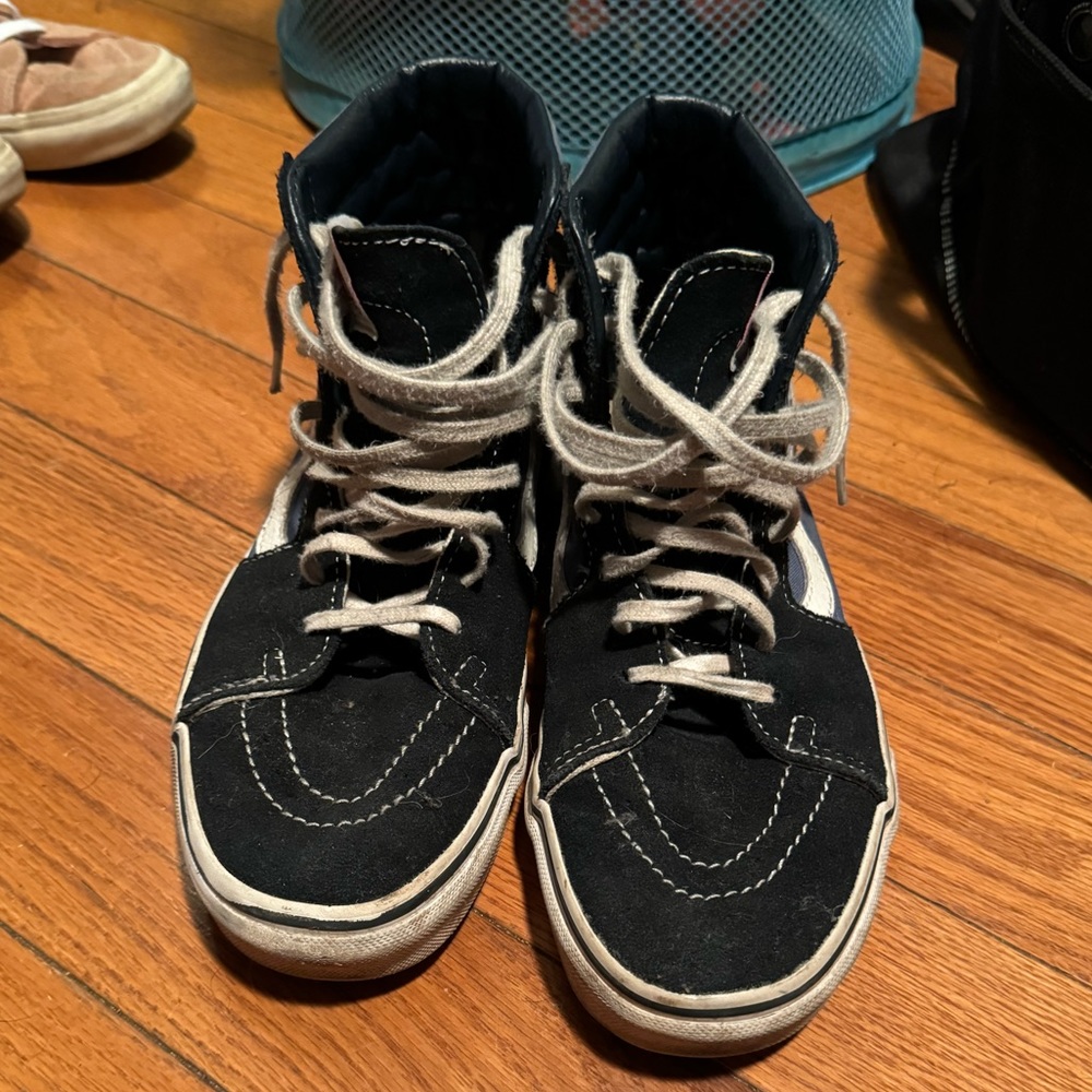 Navy Blue Vans Women’s 9
